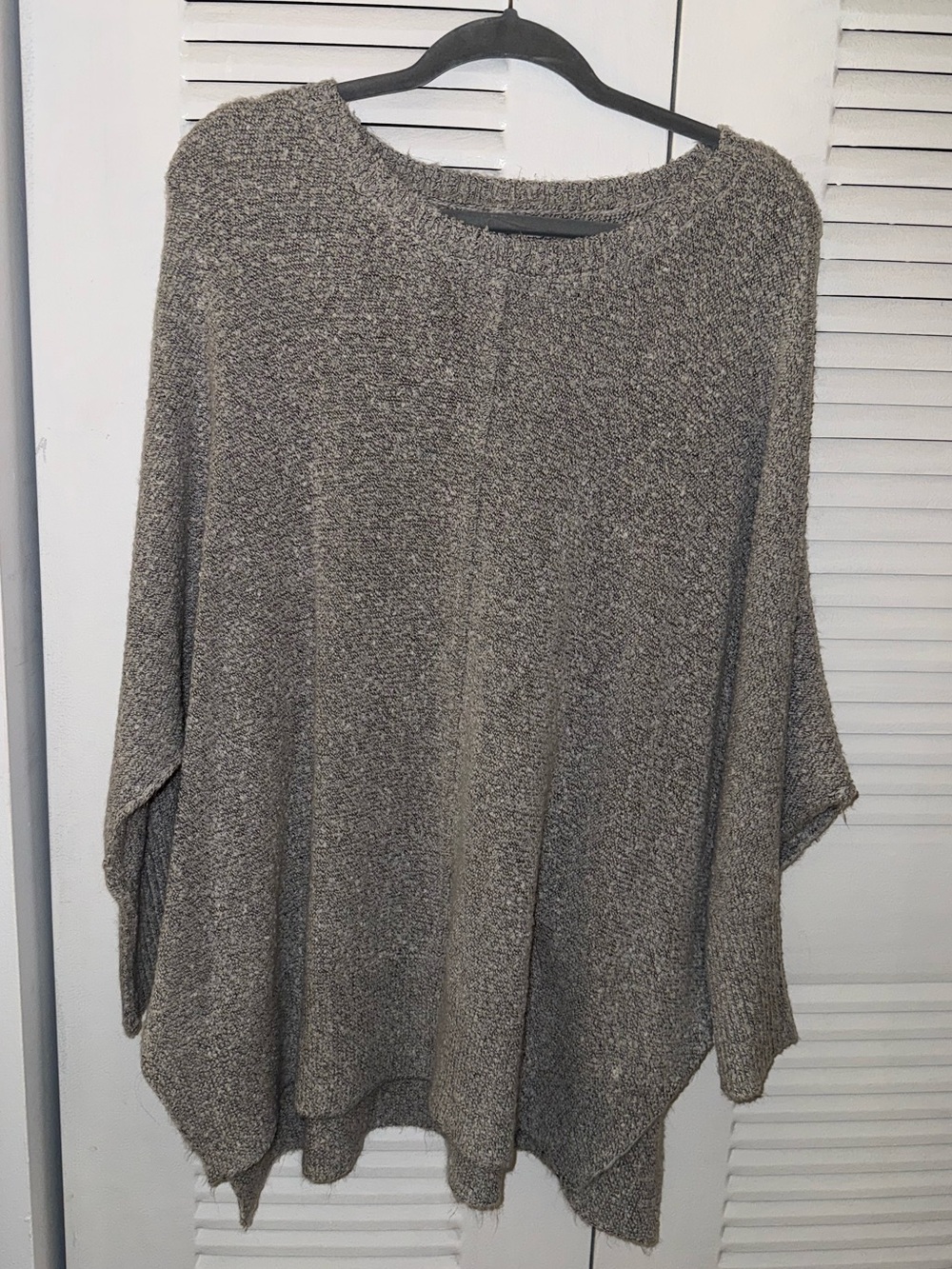 Wonderly Cozy Knit Poncho in Heather Gray